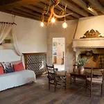 Chateau De Bois 3* Les Nouillers