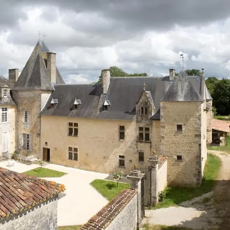 Nocleg ze śniadaniem Chateau De Bois Les Nouillers