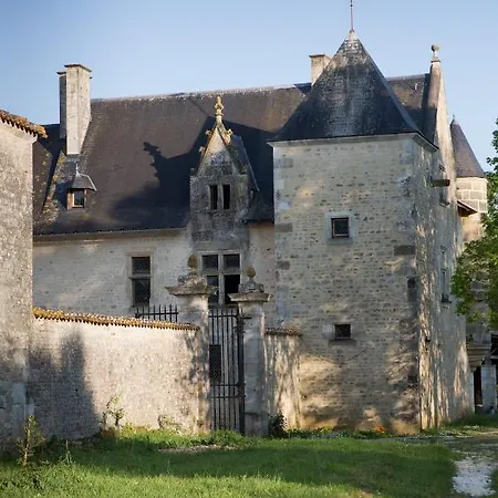 Chateau De Bois Les Nouillers