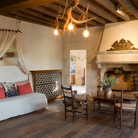 Château De Bois 3* Les Nouillers