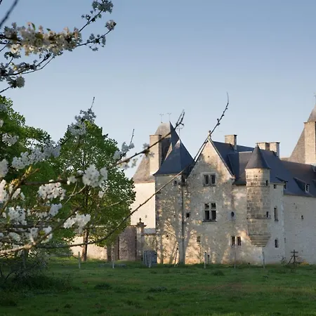 Couette-café Château De Bois 3*