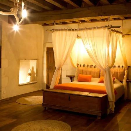 Chateau De Bois Bed & Breakfast