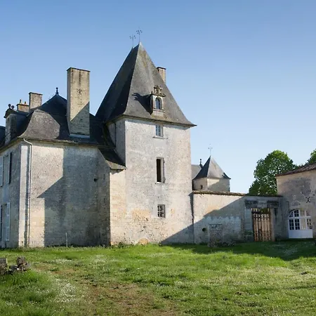 Chateau De Bois Nocleg ze śniadaniem 3*