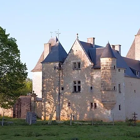 Chateau De Bois 3* Les Nouillers