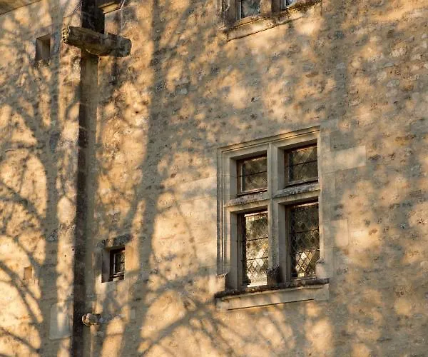 Bed & Breakfast Chateau De Bois Les Nouillers