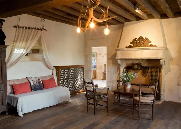 Chateau De Bois 3* Les Nouillers