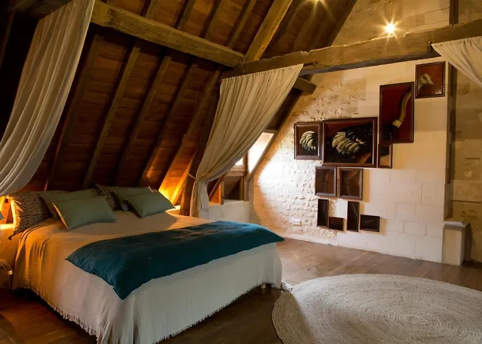 Chateau De Bois Bed and breakfast